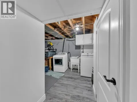 1418 Pillette Road Windsor ON N8Y 3B9