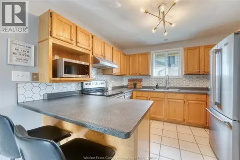 4750 Theresa Place Windsor ON N8T 3M8