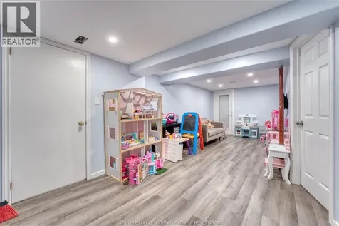 4750 Theresa Place Windsor ON N8T 3M8