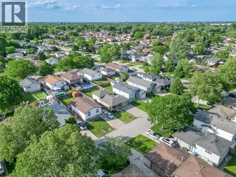 4750 Theresa Place Windsor ON N8T 3M8
