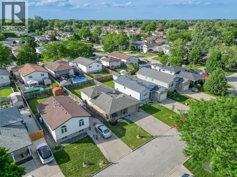 4750 Theresa Place Windsor ON N8T 3M8