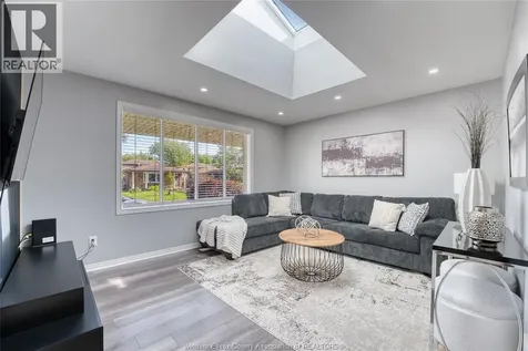 4750 Theresa Place Windsor ON N8T 3M8