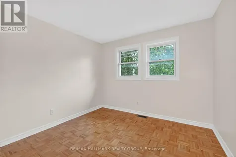 4 Gowrie Drive Ottawa ON K2L 2S4