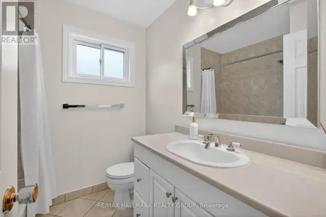 4 Gowrie Drive Ottawa ON K2L 2S4