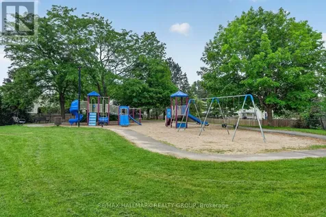 4 Gowrie Drive Ottawa ON K2L 2S4