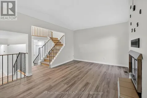 4 Gowrie Drive Ottawa ON K2L 2S4