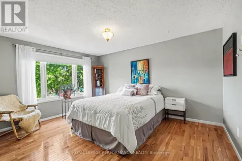 1689 Boisbriand Crescent Ottawa ON K1C 4V6