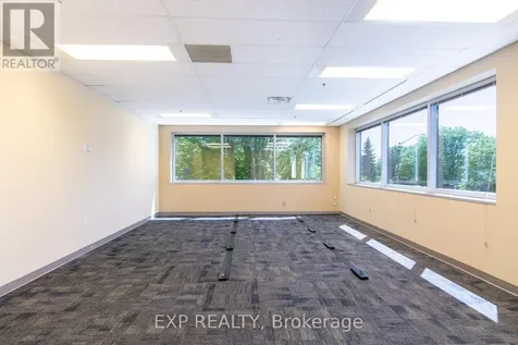 31 Auriga Drive Ottawa ON K2E 1C4