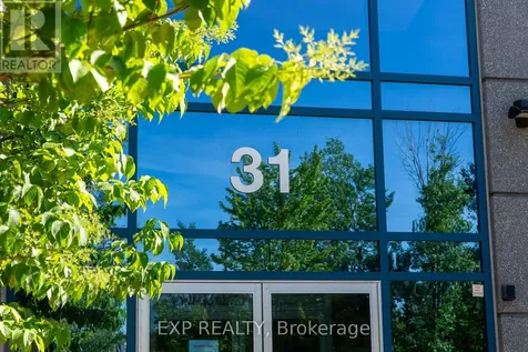 31 Auriga Drive Ottawa ON K2E 1C4