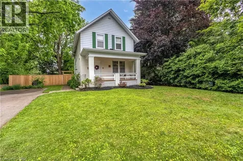 11 Tutela Heights Road Brantford ON N3T 1A2