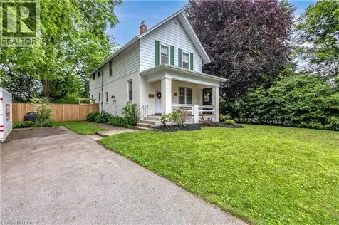 11 Tutela Heights Road Brantford ON N3T 1A2