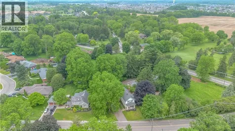 11 Tutela Heights Road Brantford ON N3T 1A2
