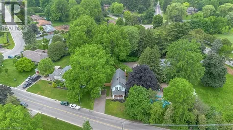 11 Tutela Heights Road Brantford ON N3T 1A2
