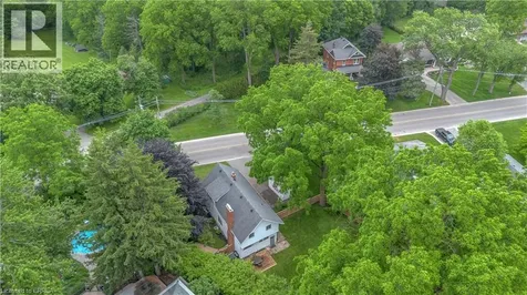 11 Tutela Heights Road Brantford ON N3T 1A2