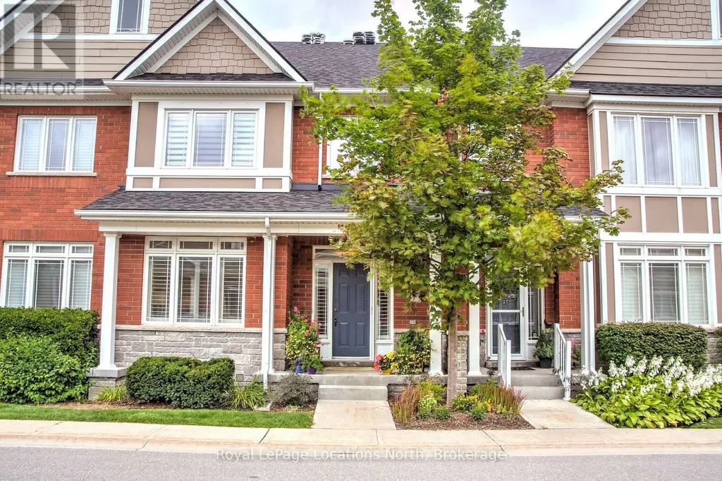 7 Collship Lane Collingwood ON L9Y 0J6