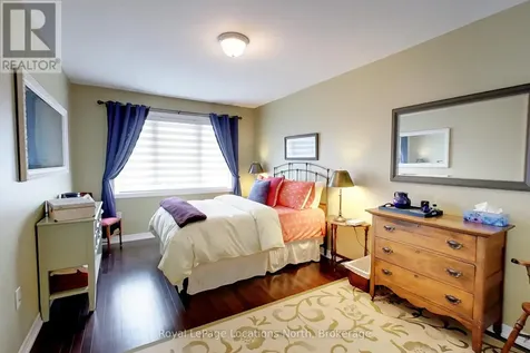 7 Collship Lane Collingwood ON L9Y 0J6