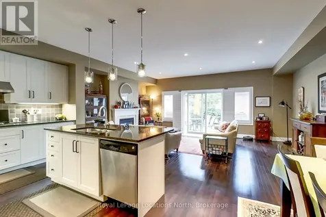 7 Collship Lane Collingwood ON L9Y 0J6