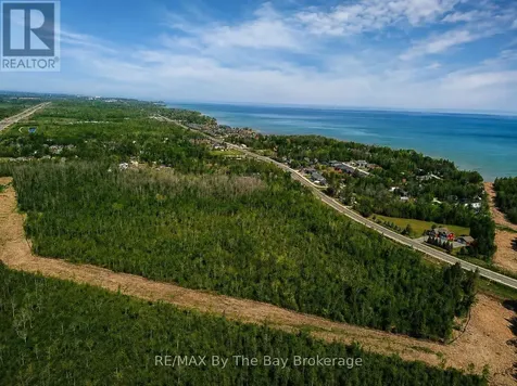 8859 Beachwood Road Wasaga Beach ON L9Z 2G5