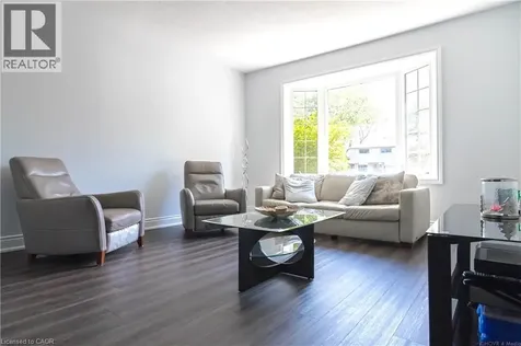 2390 Sinclair Circle Burlington ON L7P 3C3