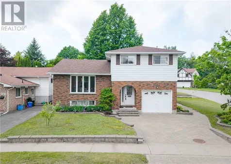 585 Summerhill Crescent Sudbury ON P3A 4T3