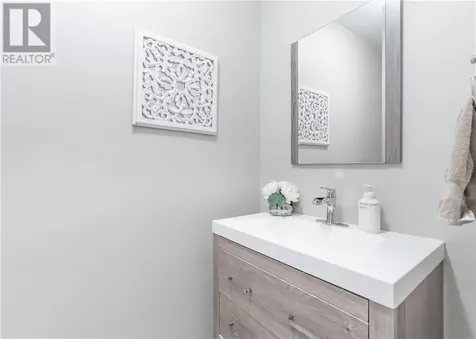 585 Summerhill Crescent Sudbury ON P3A 4T3