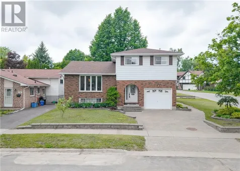 585 Summerhill Crescent Sudbury ON P3A 4T3