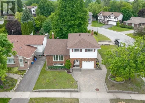 585 Summerhill Crescent Sudbury ON P3A 4T3