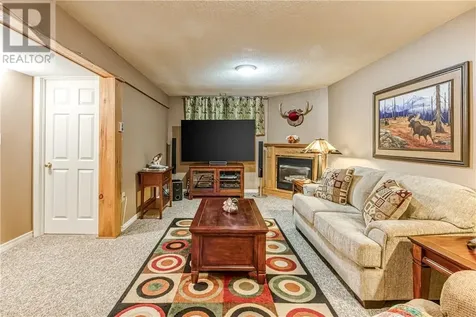 1232 Jeanne D'arc Street Hanmer ON P3P 1Y5