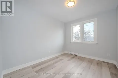 104 Elizabeth Street Guelph (st. Patrick's Ward) ON N1E 2X4