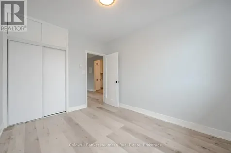 104 Elizabeth Street Guelph (st. Patrick's Ward) ON N1E 2X4