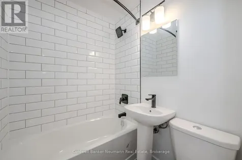 104 Elizabeth Street Guelph (st. Patrick's Ward) ON N1E 2X4