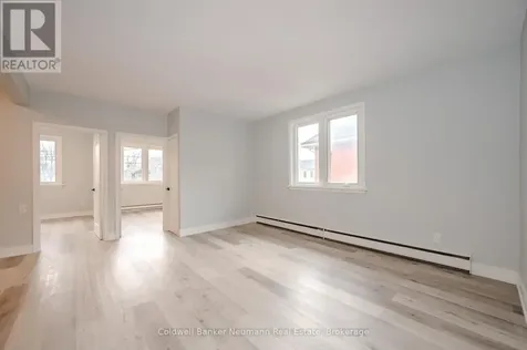 104 Elizabeth Street Guelph (st. Patrick's Ward) ON N1E 2X4