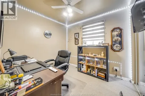 1758 Southdale Drive Windsor ON N8W 4X1