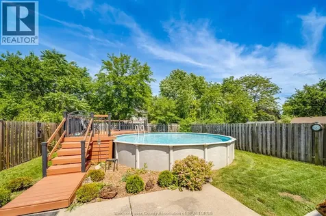 1758 Southdale Drive Windsor ON N8W 4X1
