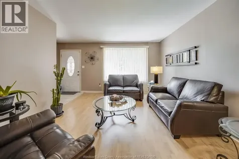 1758 Southdale Drive Windsor ON N8W 4X1