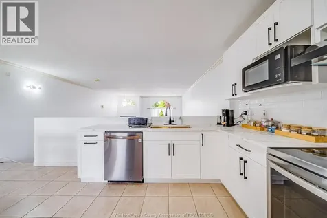 1488 Imperial Crescent Windsor ON N9G 2T7