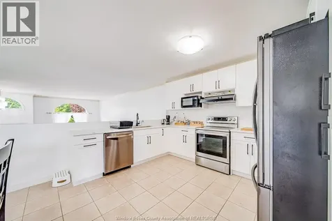 1488 Imperial Crescent Windsor ON N9G 2T7