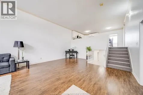 1488 Imperial Crescent Windsor ON N9G 2T7