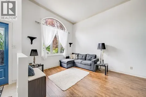 1488 Imperial Crescent Windsor ON N9G 2T7