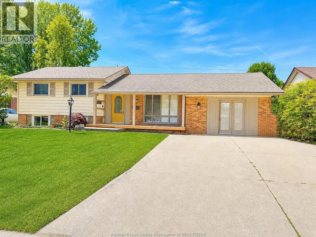3515 Glenwood Avenue Windsor ON N9E 2Y6