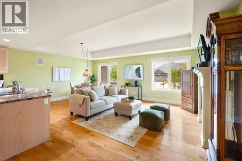 222 Woodycrest Avenue Kingsville ON N9Y 0B8