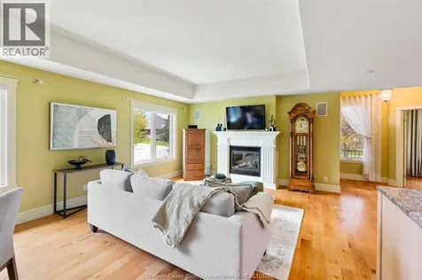 222 Woodycrest Avenue Kingsville ON N9Y 0B8