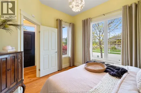 222 Woodycrest Avenue Kingsville ON N9Y 0B8