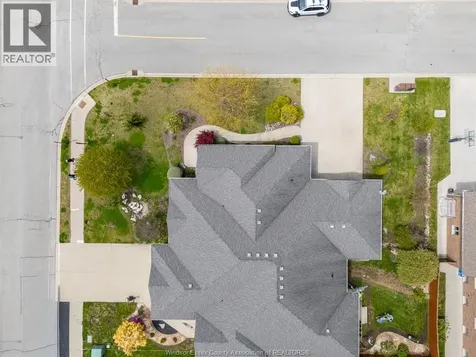 222 Woodycrest Avenue Kingsville ON N9Y 0B8