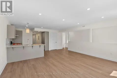 77 Granton Avenue Ottawa ON K2G 1L2