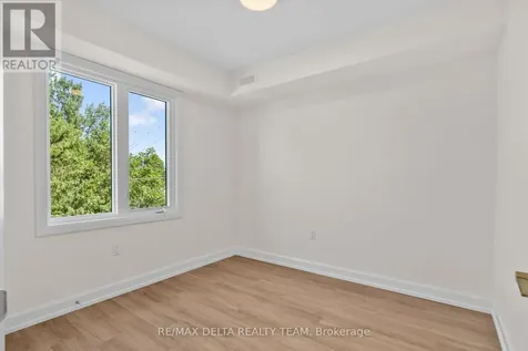77 Granton Avenue Ottawa ON K2G 1L2