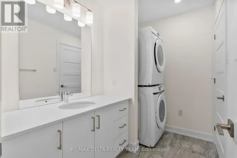 77 Granton Avenue Ottawa ON K2G 1L2
