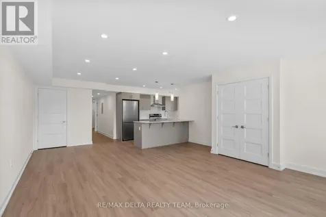 77 Granton Avenue Ottawa ON K2G 1L2
