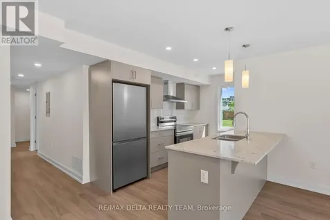 77 Granton Avenue Ottawa ON K2G 1L2