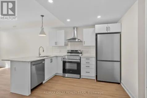 77 Granton Avenue Ottawa ON K2G 1L2